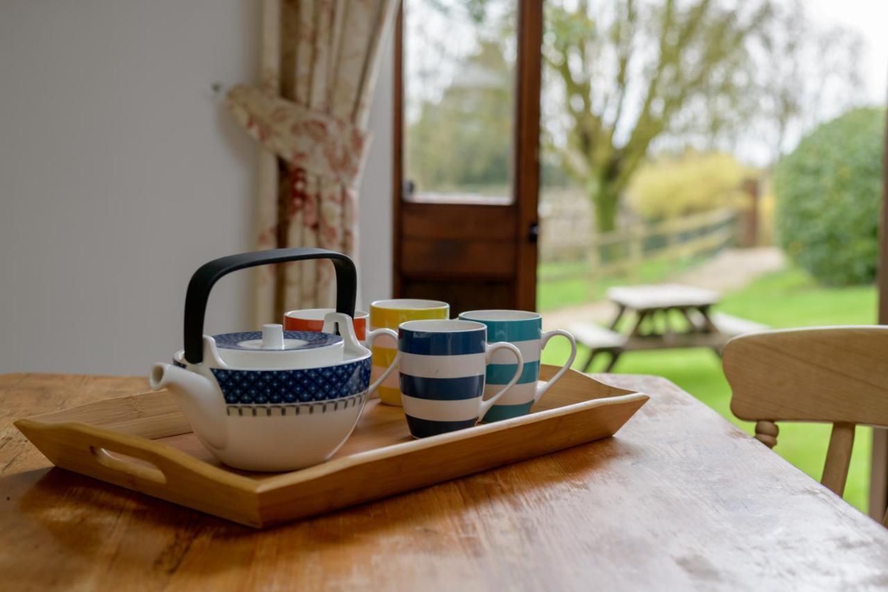 Luccombe Farm Holiday Cottages Milton Abbas Bagian luar foto
