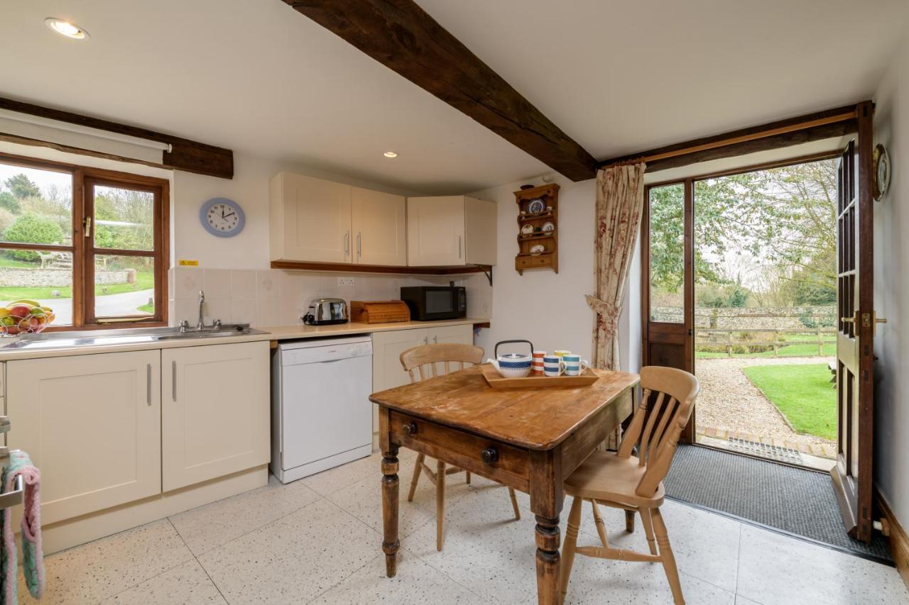 Luccombe Farm Holiday Cottages Milton Abbas Bagian luar foto
