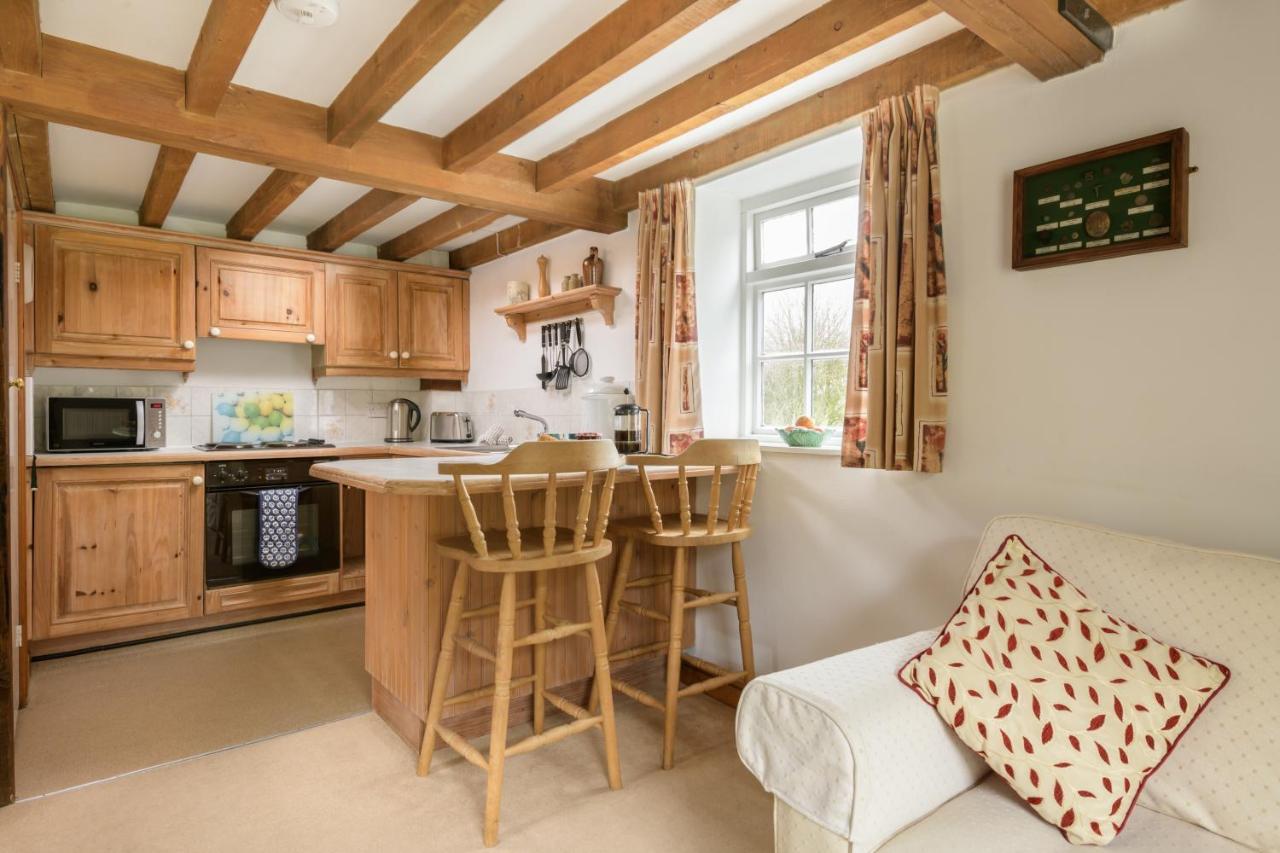 Luccombe Farm Holiday Cottages Milton Abbas Bagian luar foto