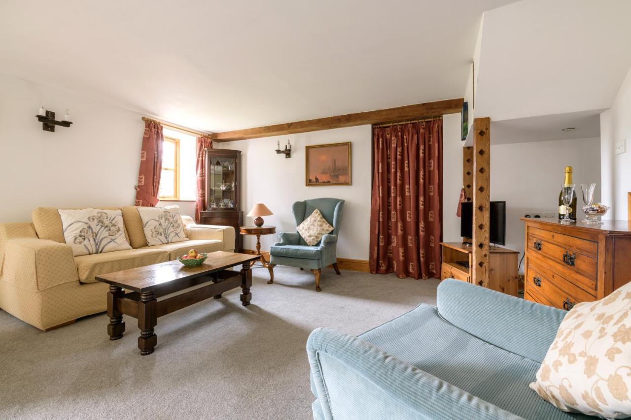 Luccombe Farm Holiday Cottages Milton Abbas Bagian luar foto