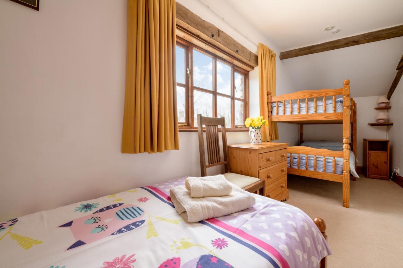 Luccombe Farm Holiday Cottages Milton Abbas Bagian luar foto