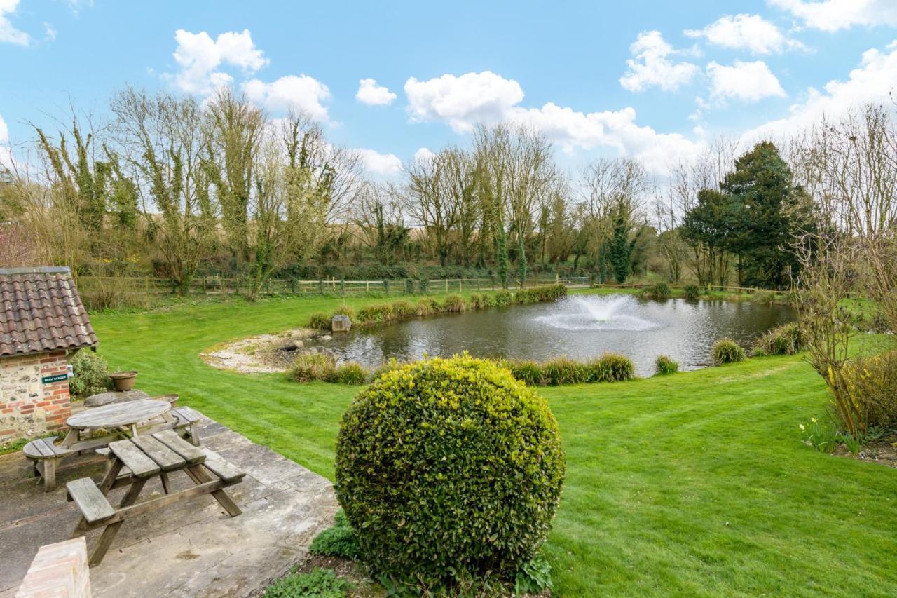 Luccombe Farm Holiday Cottages Milton Abbas Bagian luar foto
