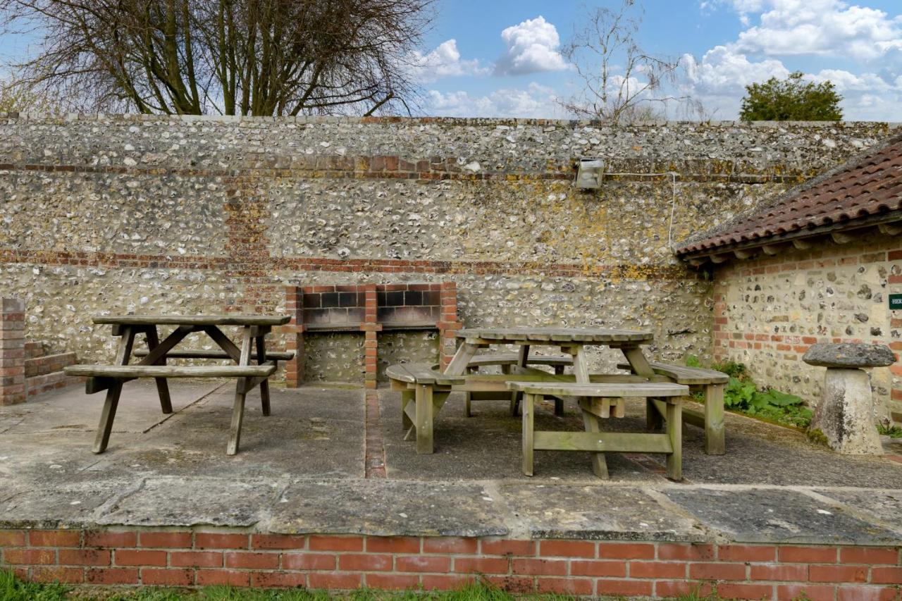 Luccombe Farm Holiday Cottages Milton Abbas Bagian luar foto