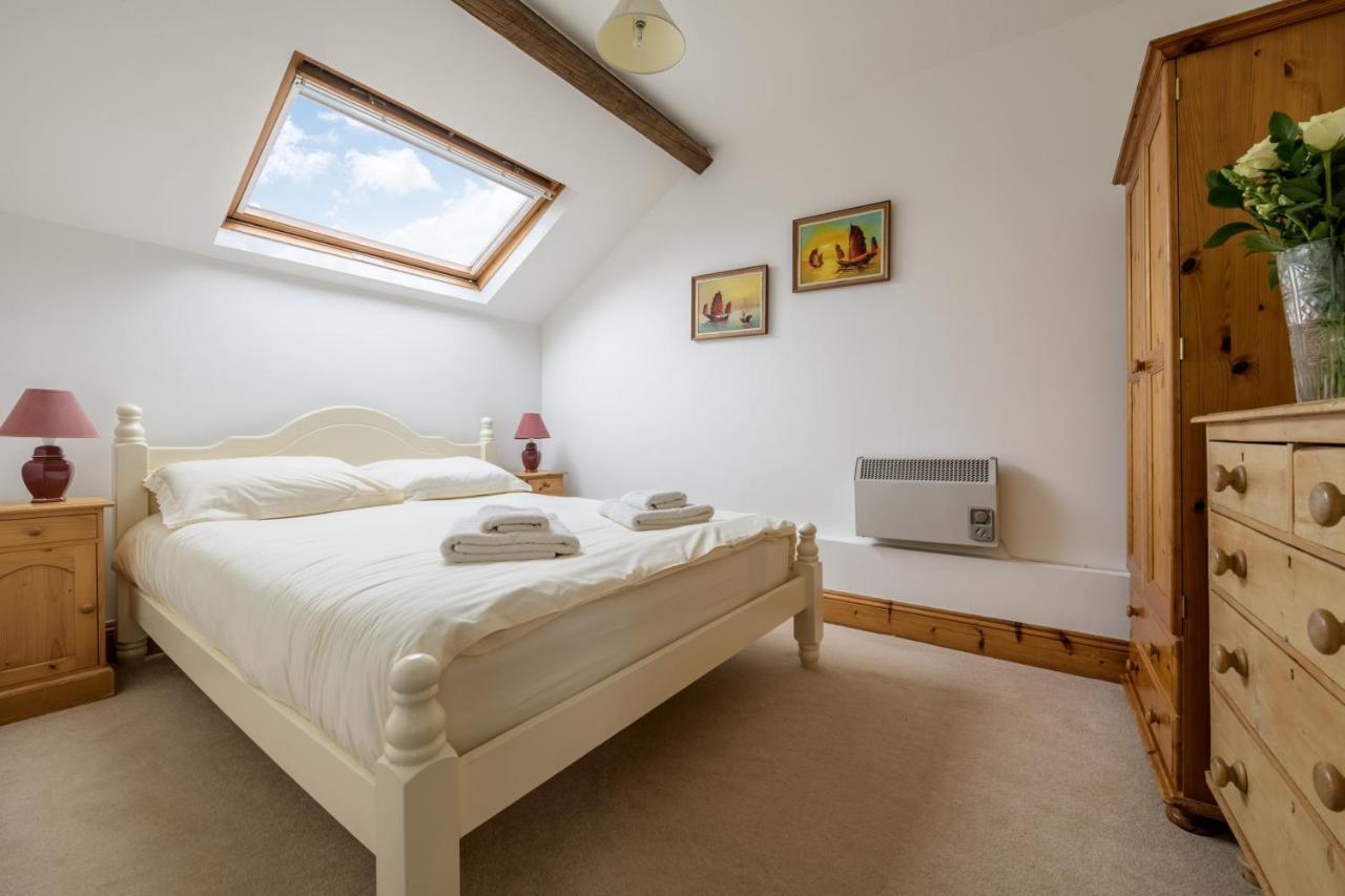 Luccombe Farm Holiday Cottages Milton Abbas Bagian luar foto